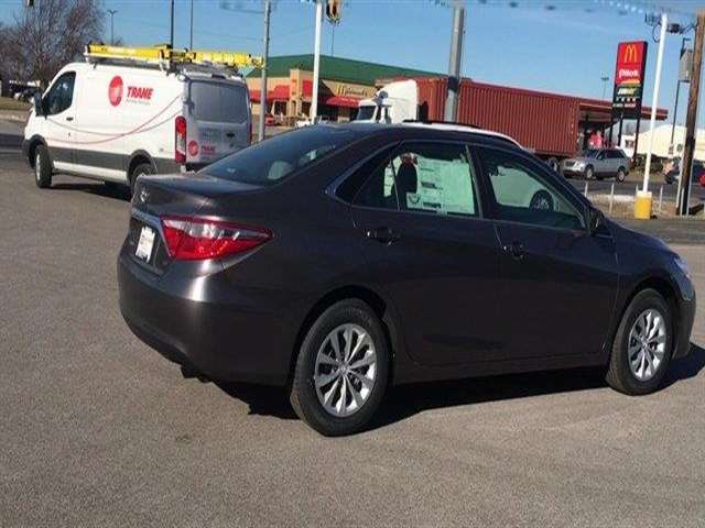 2017 Toyota Camry LE 4Dr Sedan